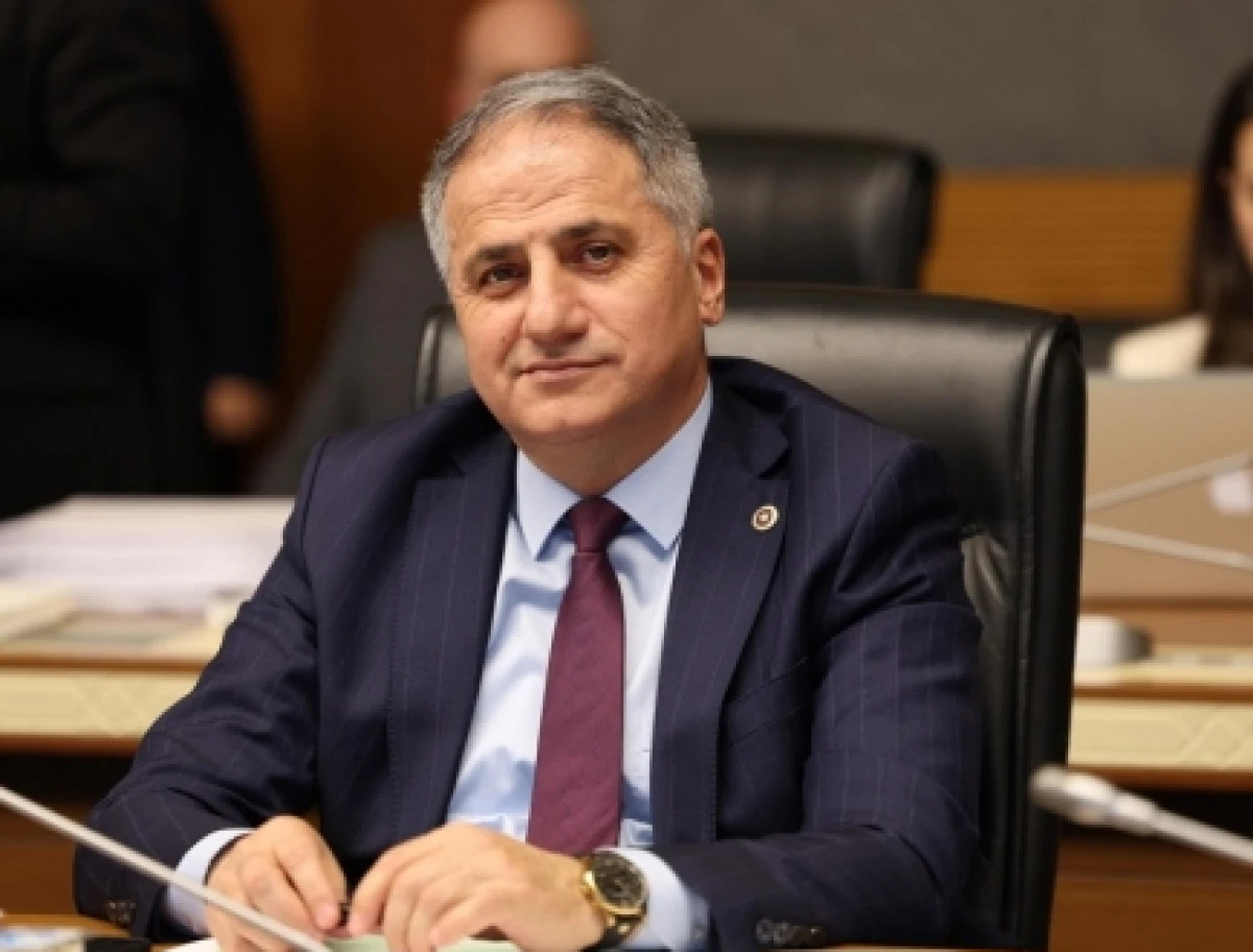 AK PARTİ ZONGUKDAK  MİLLET VEKİLİ BOZKURT'TAN BAYRAM MESAJI