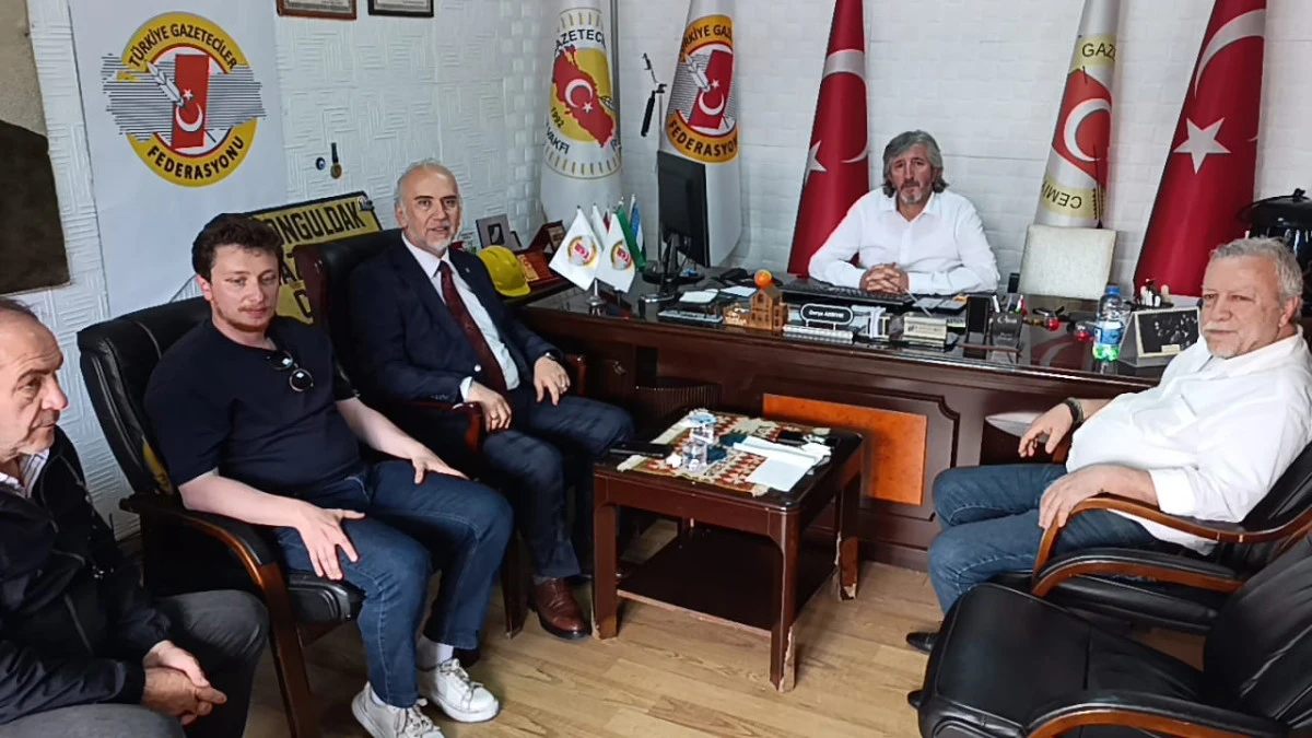 ALEVİ K&Uuml;LT&Uuml;R DERNEKLERİ&rsquo;NDEN ZONGULDAK GAZETECİLER CEMİYETİ&rsquo;NE BAYRAM ZİYARETİ