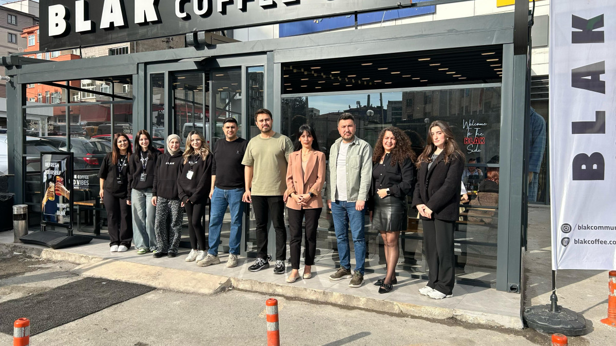 Aramıza Hoş Geldin Blak Kafe…