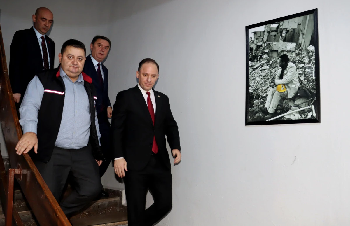 CHP GENEL BAŞKAN YARDIMCISI YAVUZYILMAZ&rsquo;DAN GMİS&rsquo;E ZİYARET   