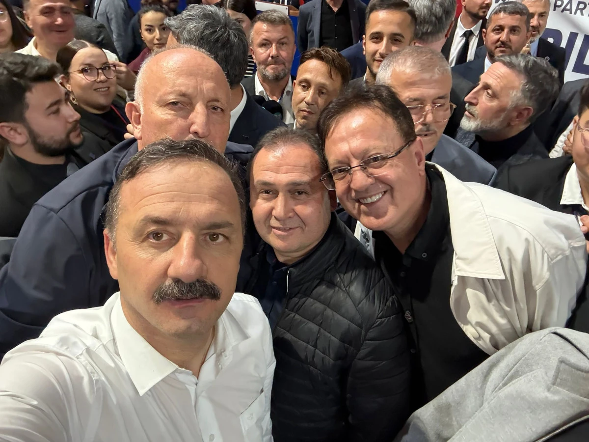  Düzcede gerçekleştirilen Anahtar Parti Merkez İlçe Kongresine İsviçre Misiad Başkanı Orhan İskender davet Edildi