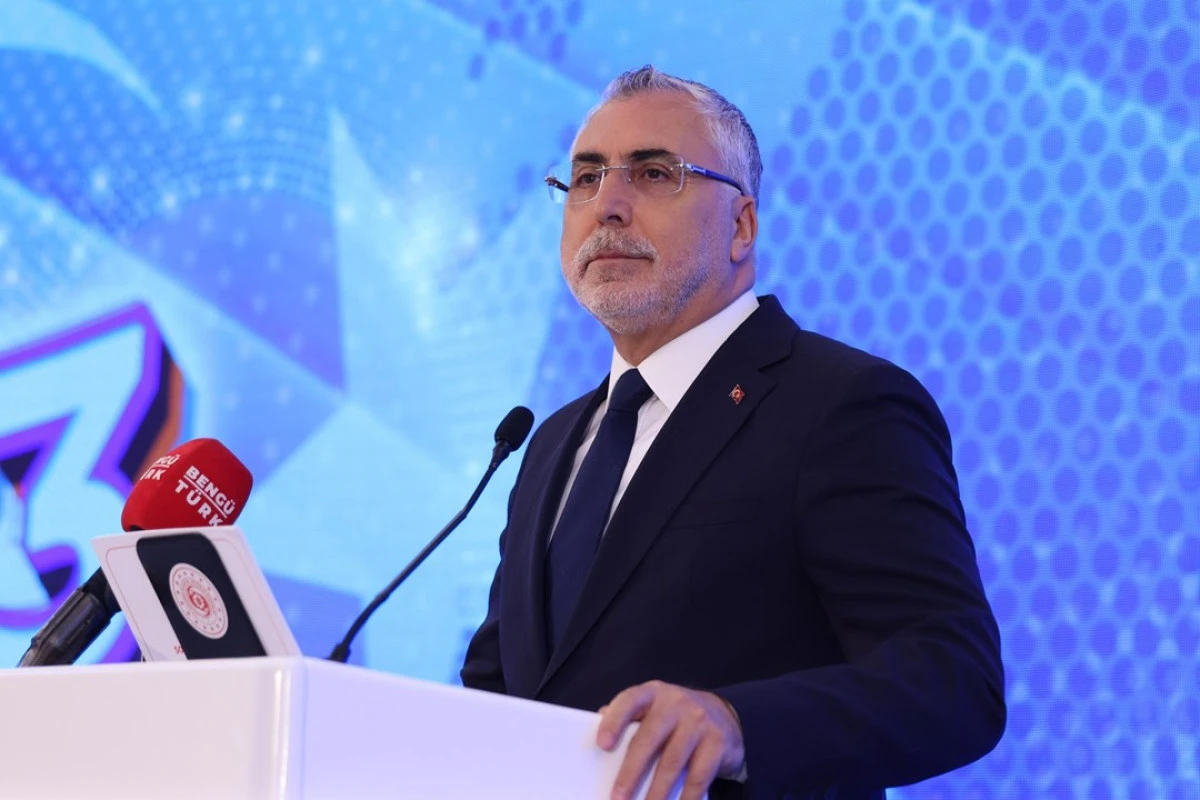 Emeklilere Tarihin En Kapsamlı Desteği: Üç Bakanlık Eşgüdüm Halinde Hizmet Seferberliği Yürütüyor 