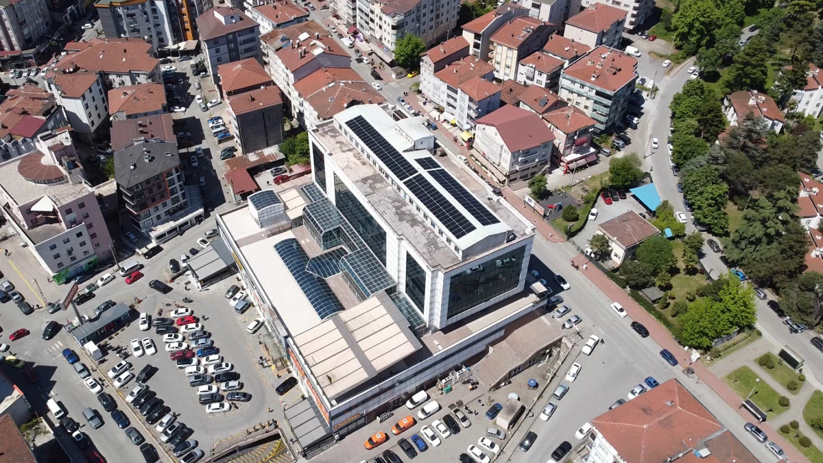 Ereylin AVM Güneşle Aydınlanıyor!