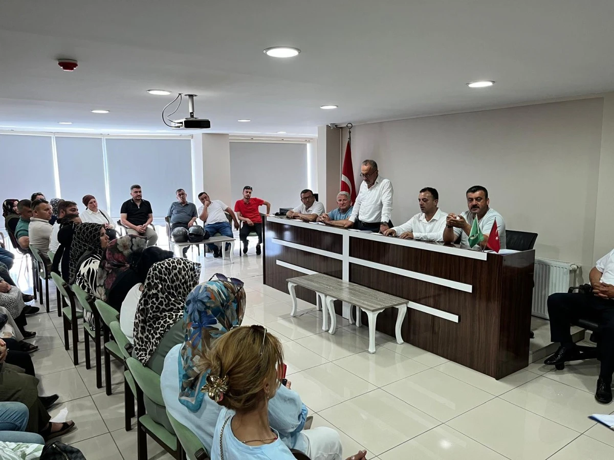 Fındık hasadında yerli iş&ccedil;i yevmiyesi 1.800 TL oldu