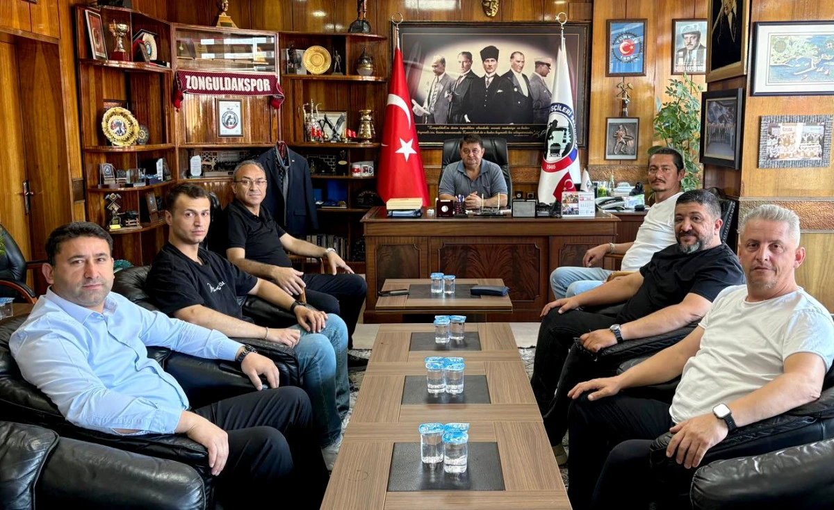 GMİS S&Ouml;Ğ&Uuml;T ŞUBE KURUCU HEYETİ, GENEL BAŞKAN YEŞİL&rsquo;İ ZİYARET ETTİ