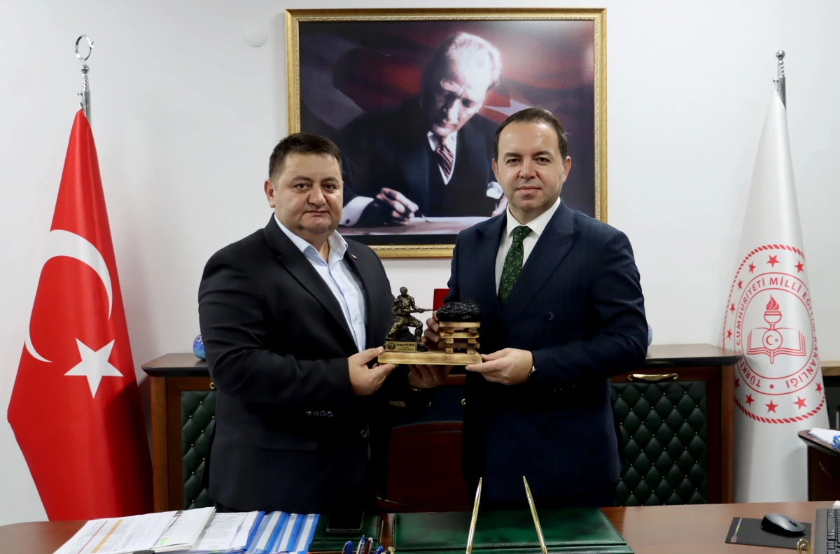 GMİS&rsquo;DEN İL MİLLİ EĞİTİM M&Uuml;D&Uuml;R&Uuml;NE ZİYARET