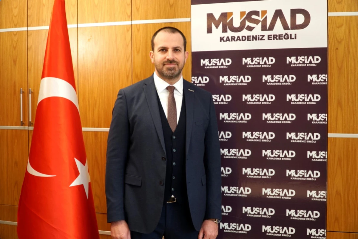 G&Uuml;LBAY TEBRİK  ETTİ