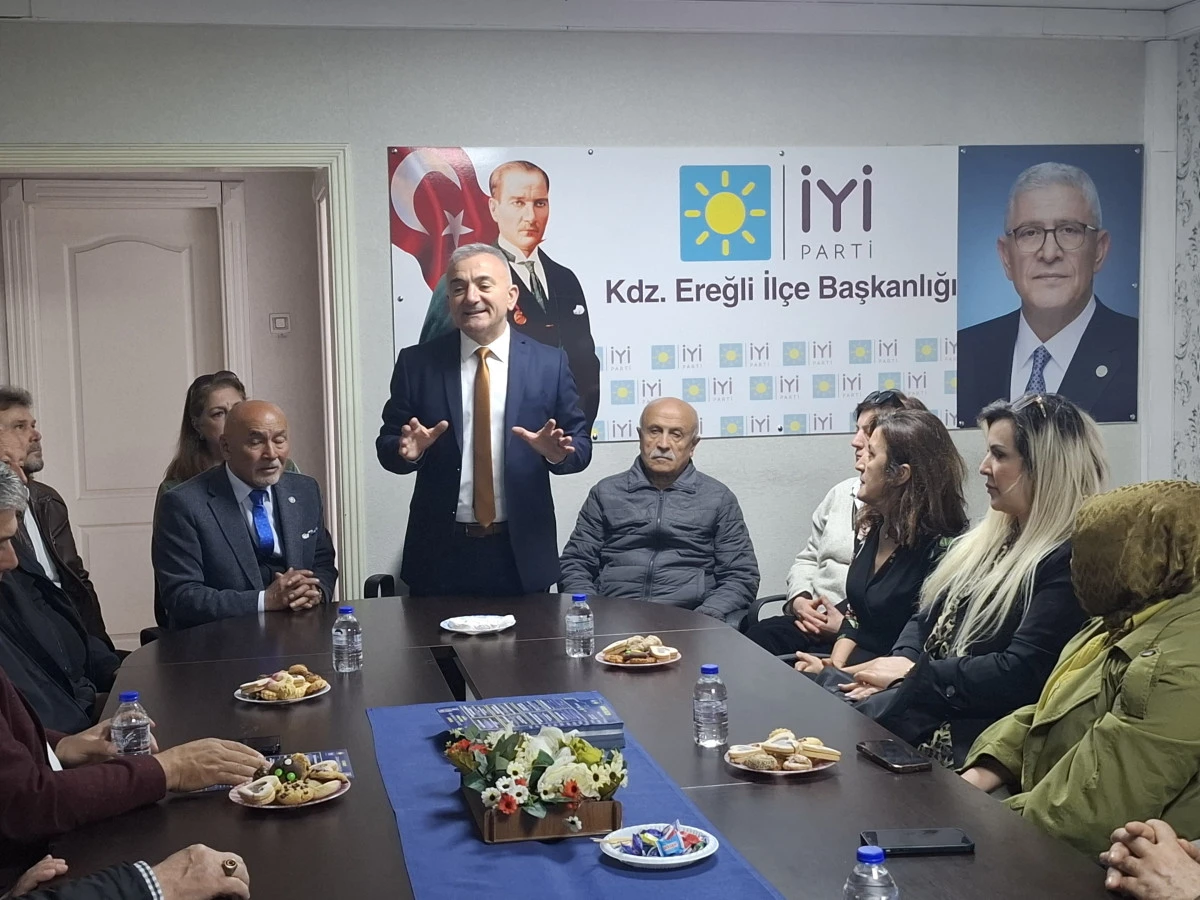  Murat Sesli ve beraberinde ki heyet İYİ Parti Kdz. Ereğli İlçe Başkanı İsmail Işıkçelik ve yönetimini ziyaret etti.