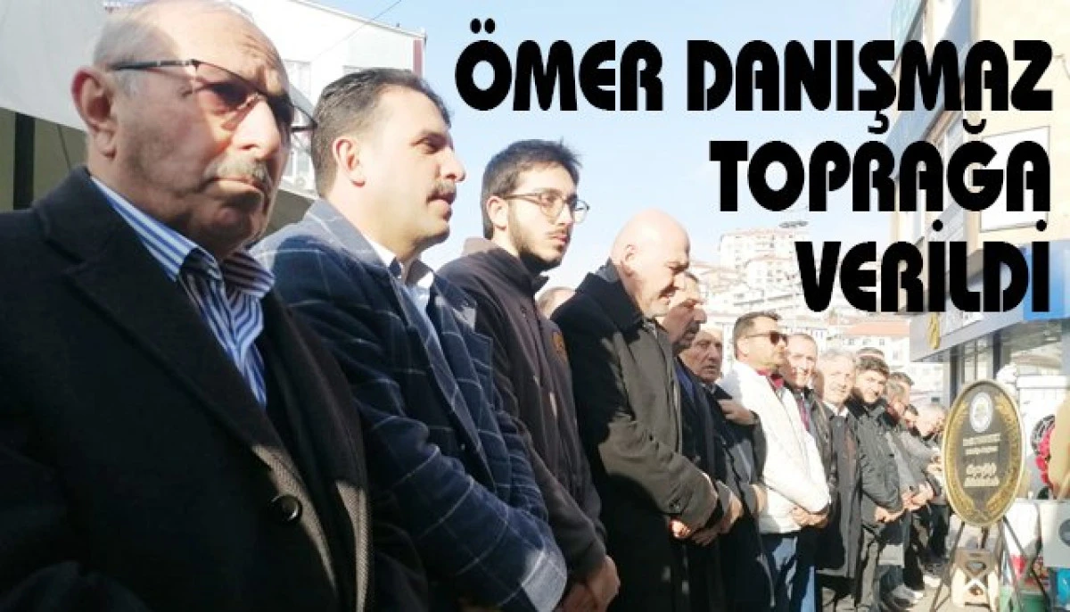 &Ouml;MER DANIŞMAZ TOPRAĞA VERİLD SOYLU, CENAZESİNE KATILDI