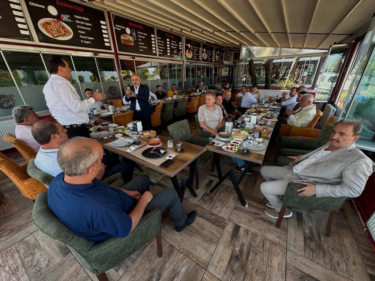 SEVİM 24 TEMMUZ BASIN BAYRAMI NEDENİYLE ALAPLI VE EREĞLİ BASINIYLA KAHVALTIDA BİR ARAYA GELDİ…