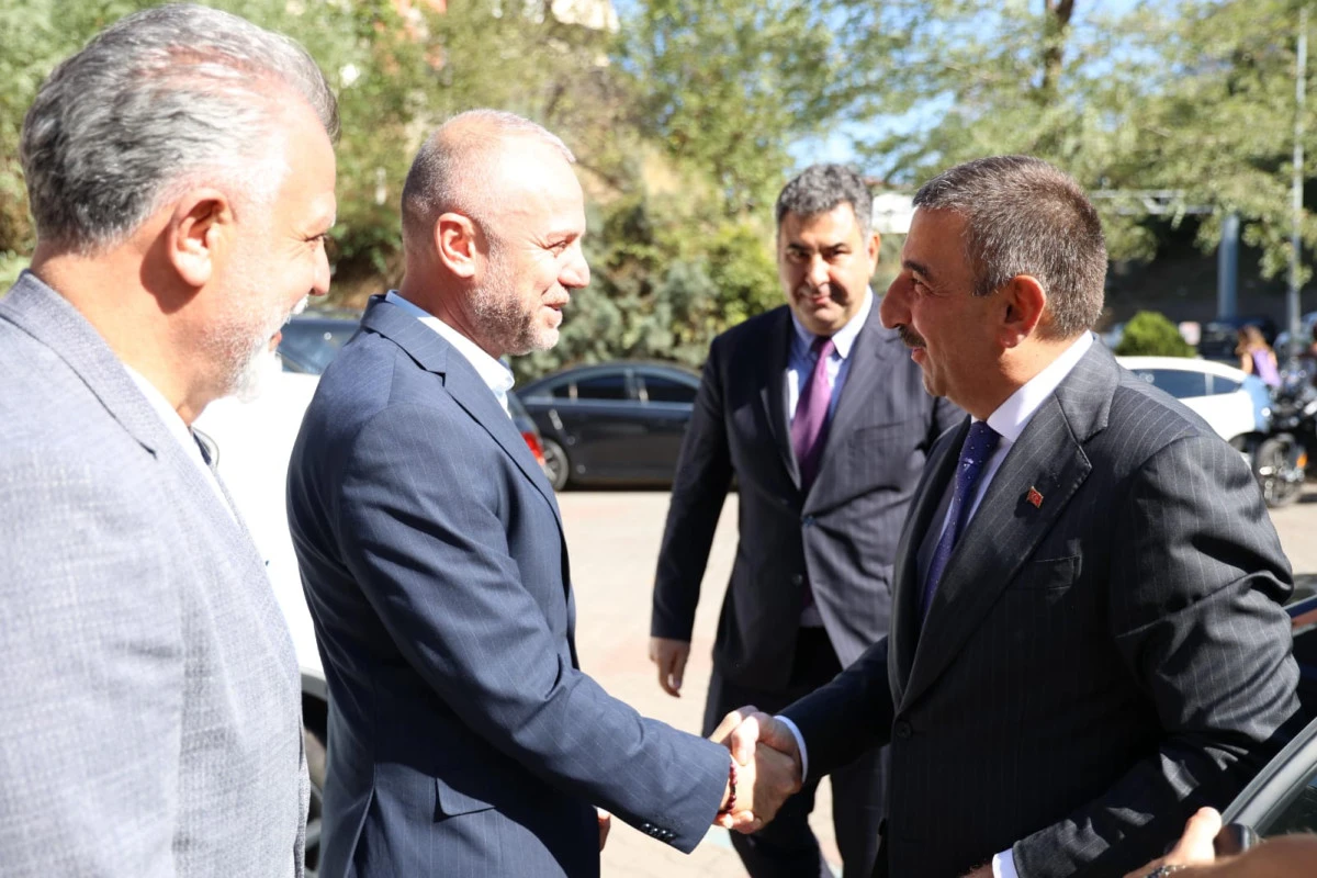 Vali Hacıbektaşoğlu’ndan Kdz. Ereğli TSO’ya ziyaret