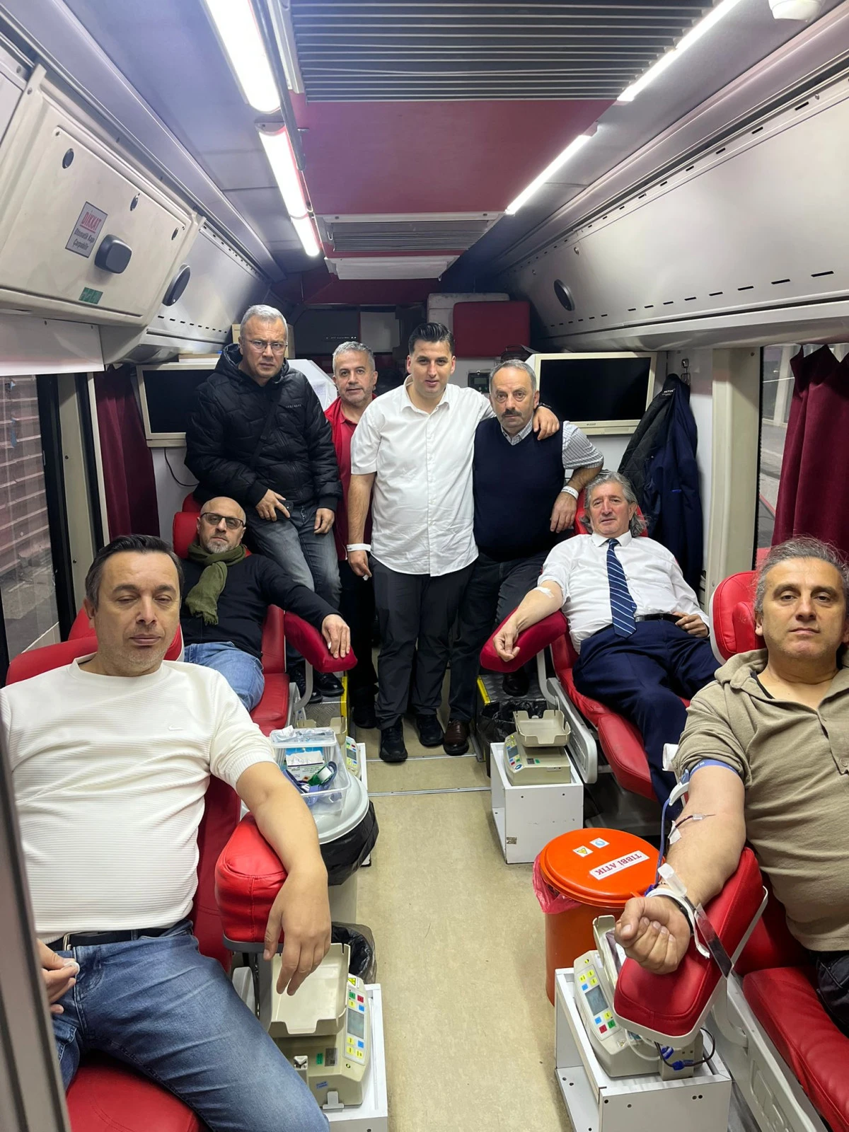  ZGC GAZETECİLER BİR ARAYA GELDİ, HAYAT KURTARMAK İÇİN KOLLARI SIVADI